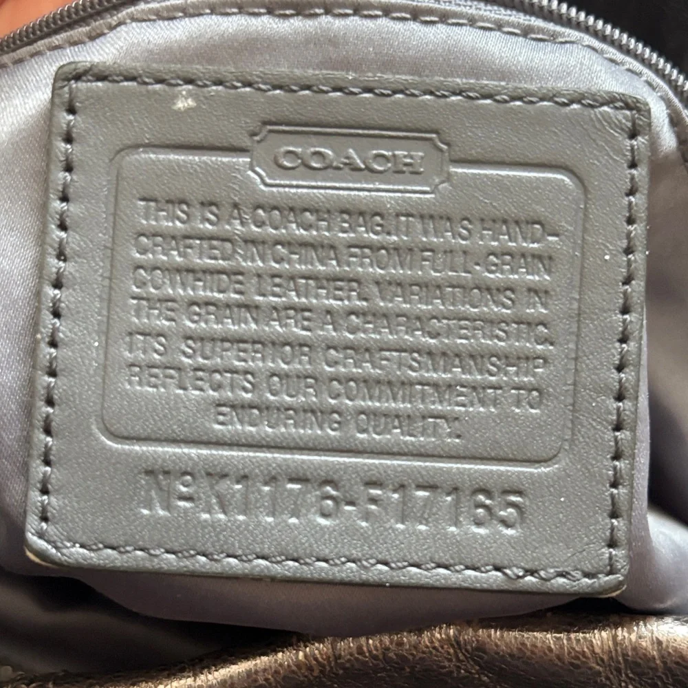 Coach Metallic Silver ShoulderBag - Picture 13 of 15